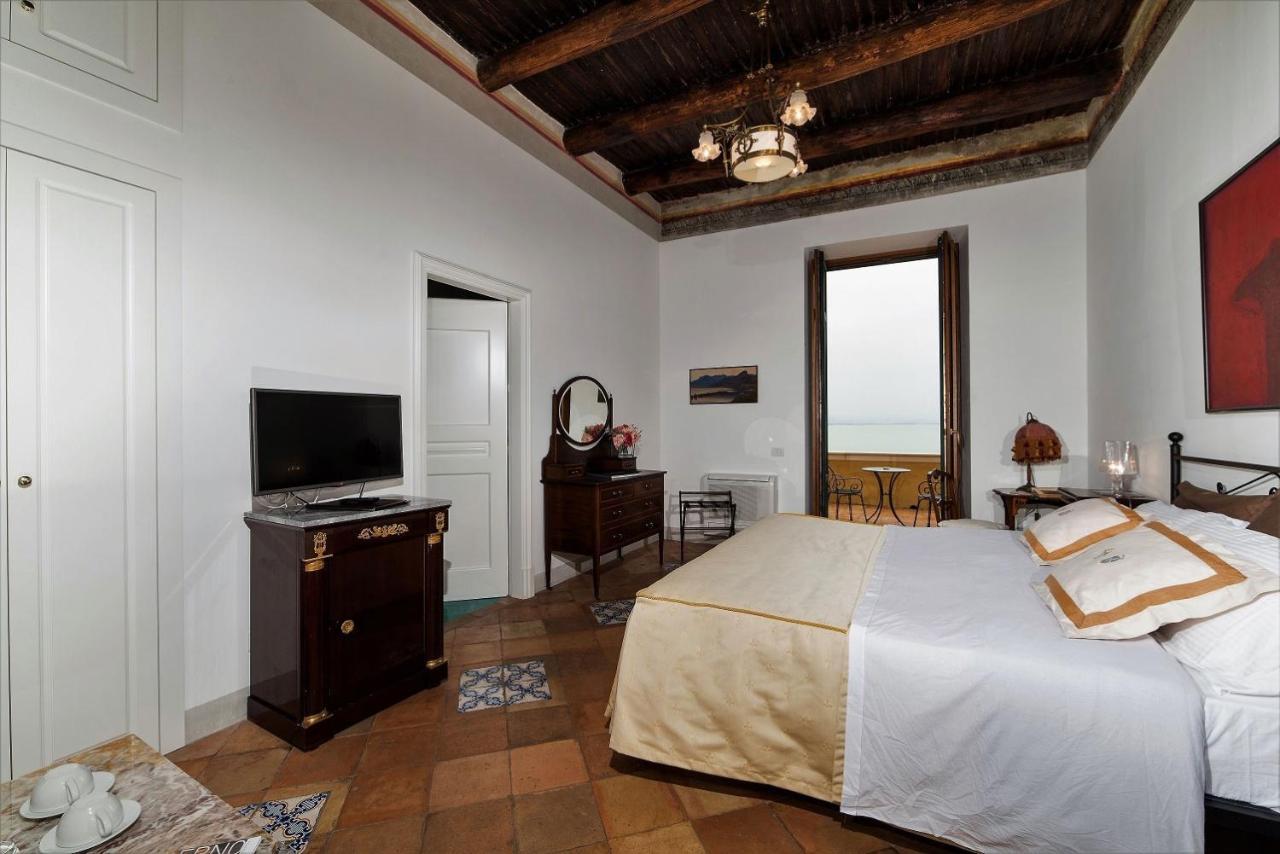 Palazzo Suriano Heritage Hotel Vietri Esterno foto