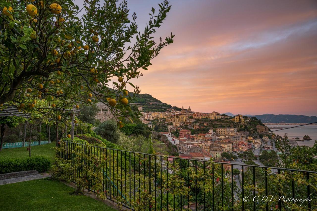 Palazzo Suriano Heritage Hotel Vietri Esterno foto