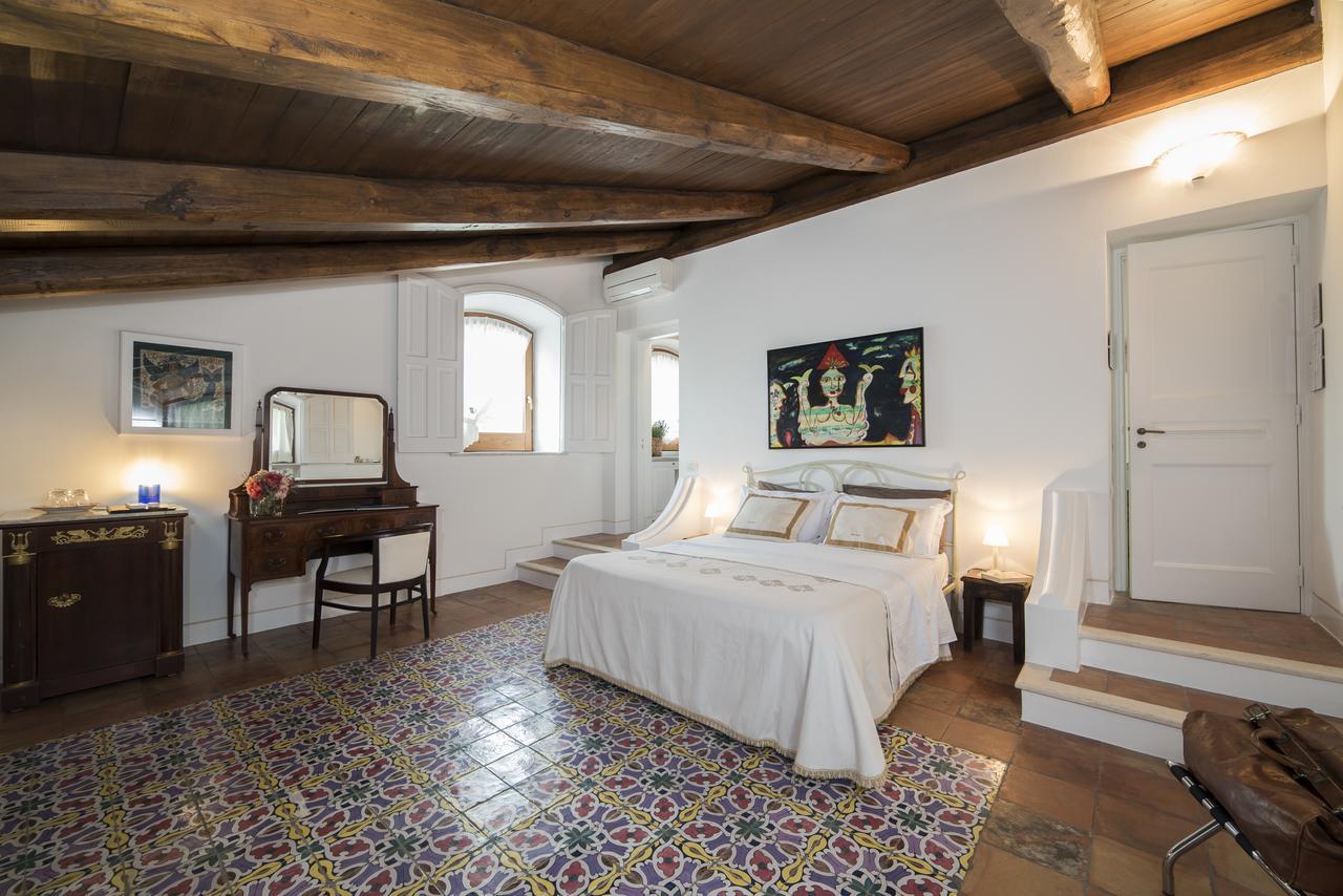 Palazzo Suriano Heritage Hotel Vietri Esterno foto